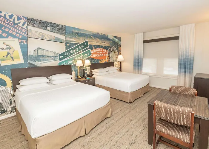 Versey Lincoln Park Hotel