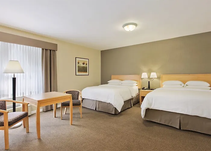 Hotel Versey Lincoln Park 3*