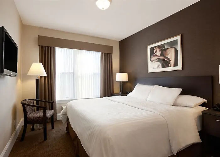 Versey Lincoln Park 3*